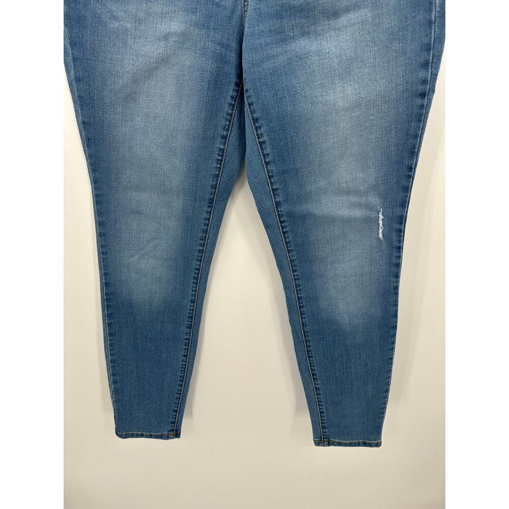 Sonoma‎ Jeans Women 8 Blue Medium Wash Denim Curvy Skinny Cotton Blend - Picture 3 of 9